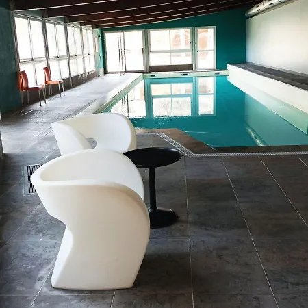 Duplex T3 Avec Terrasse Et Acces Piscine A Jausiers, Pres De Barcelonnette - Fr-1-165b-52