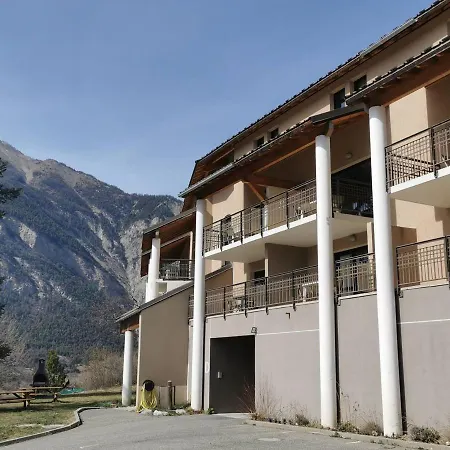 Daire Duplex T3 Avec Terrasse Et Acces Piscine A Jausiers, Pres De Barcelonnette - Fr-1-165b-52 Jausiers
