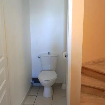 Duplex T3 Avec Terrasse Et Acces Piscine A Jausiers, Pres De Barcelonnette - Fr-1-165b-52 * Jausiers