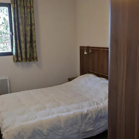 Apartment Duplex T3 Avec Terrasse Et Acces Piscine A Jausiers, Pres De Barcelonnette - Fr-1-165b-52 *